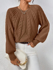 Clara Bennett | Cable Knit Crew Neck Sweater