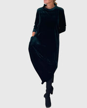 Clara Sheridan | Robe longue en velours à col montant