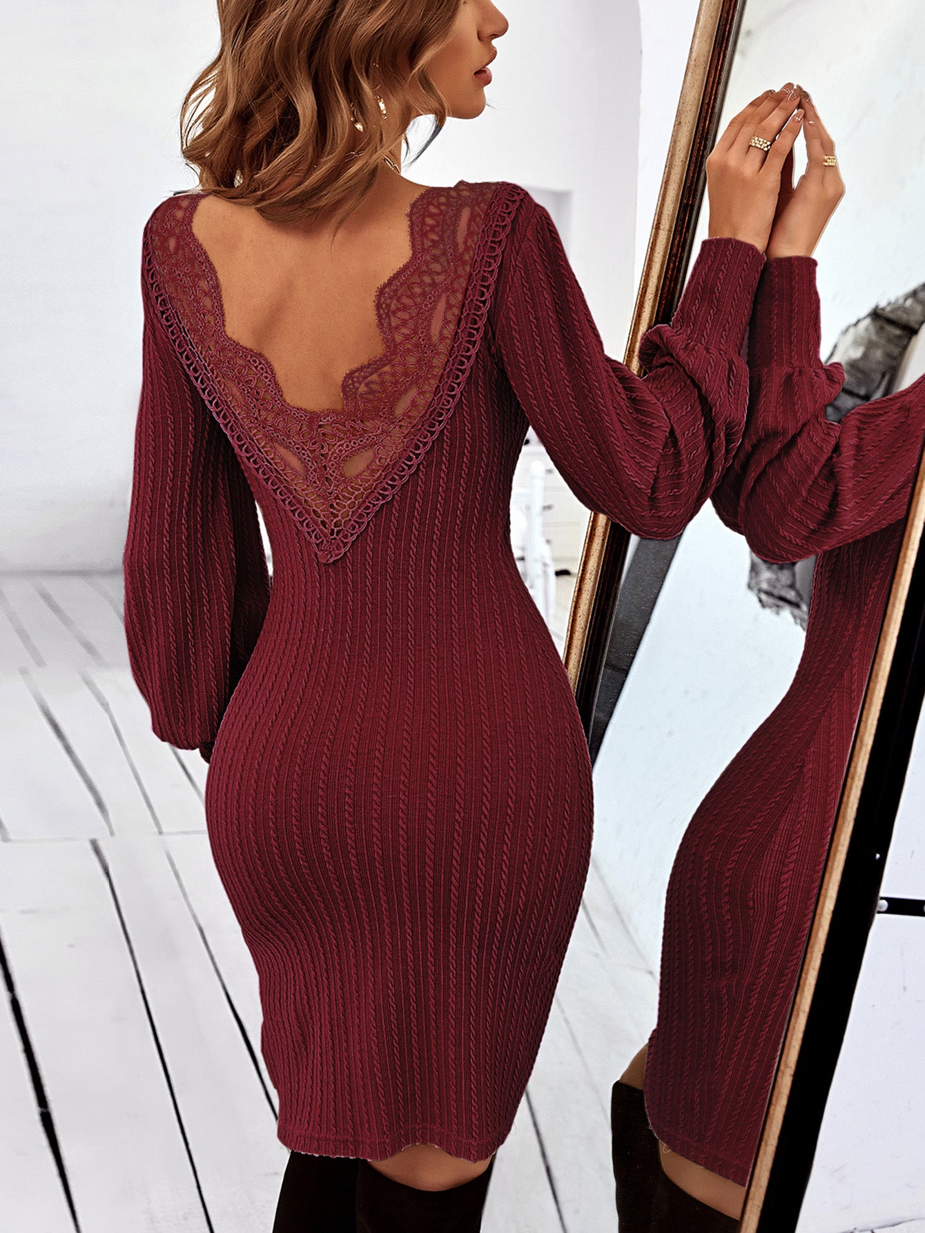 Niamh Barclay | Robe midi moulante côtelée en maille pour femme