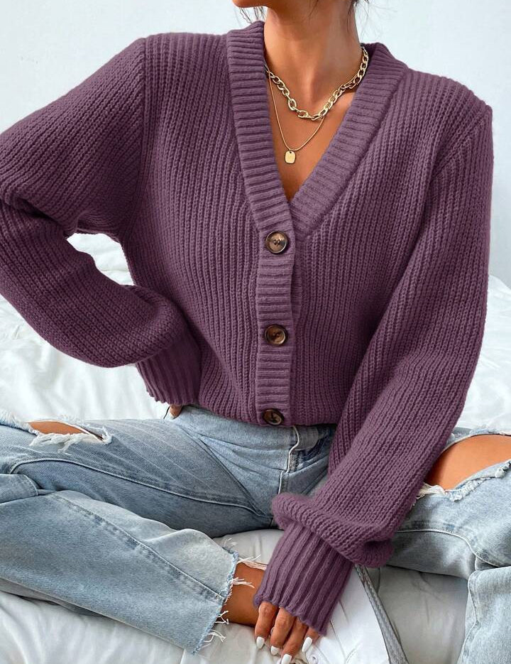 Orla Brown | Cardigan vert en maille côtelée boutonné sur le devant