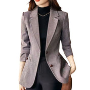 Beatrice Hall | Herringbone Wool Blazer with Tailored Fit