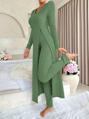 Bridget Murray | Ensemble coordonné avec cardigan long et pantalon en maille côtelée