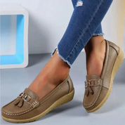 Charlotte Moreau | Mocassins confortables à pompons pour femme