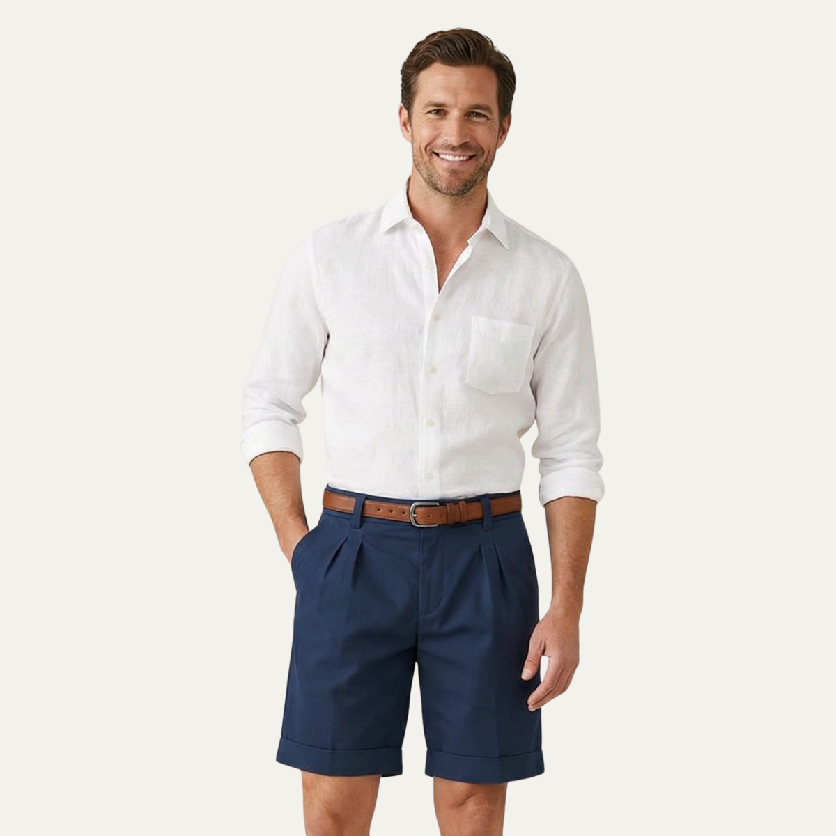 Reginald Ashford | Short chino habillé à plis couleur pierre