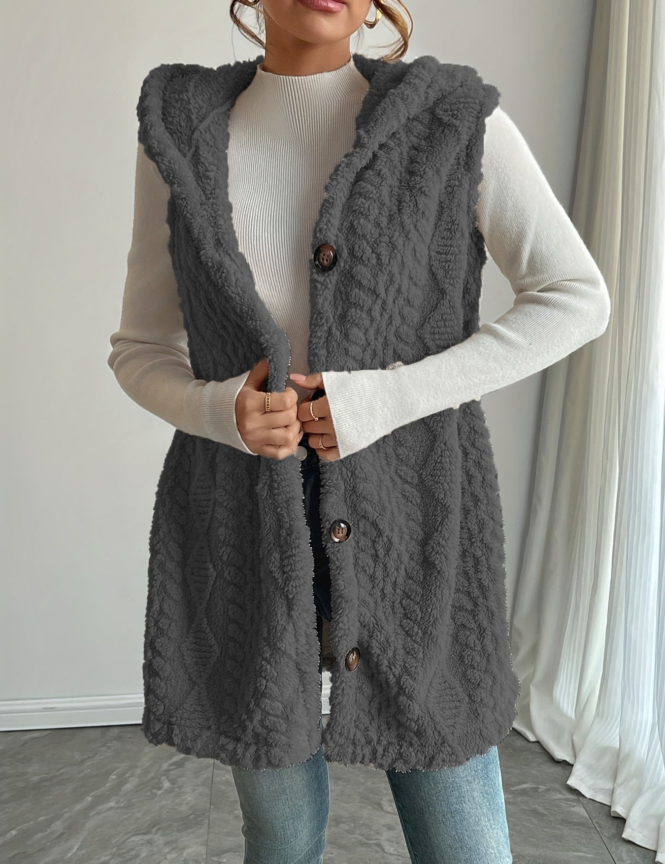Georgina Wright | Gilet-cardigan sans manches à capuche en fausse fourrure