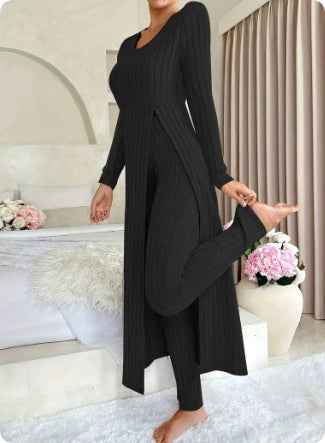 Bridget Murray | Ensemble coordonné avec cardigan long et pantalon en maille côtelée