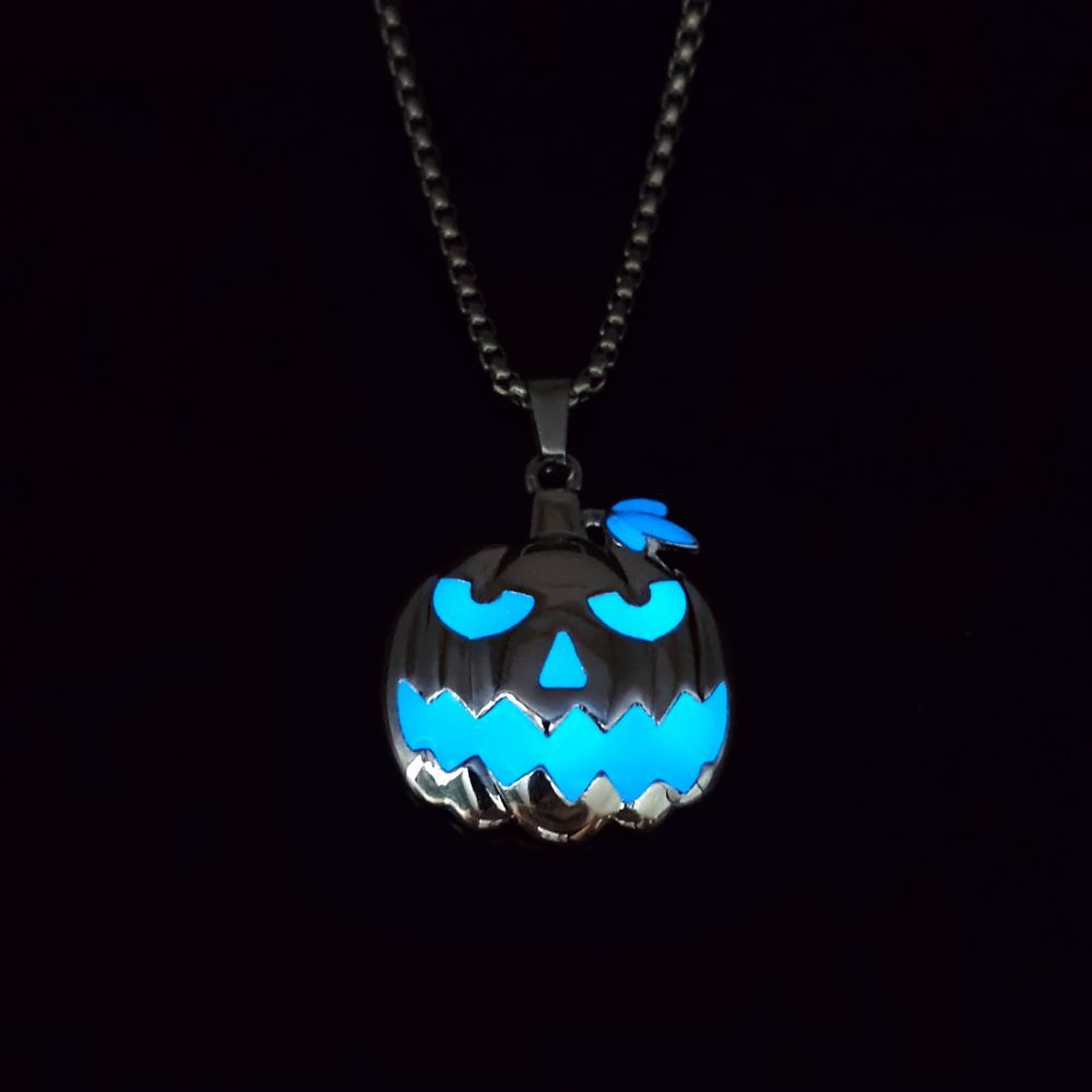 Lantern Light | Glowing Pumpkin Halloween Necklace