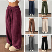 Charlotte Baker | Pantalon large en velours côtelé vert