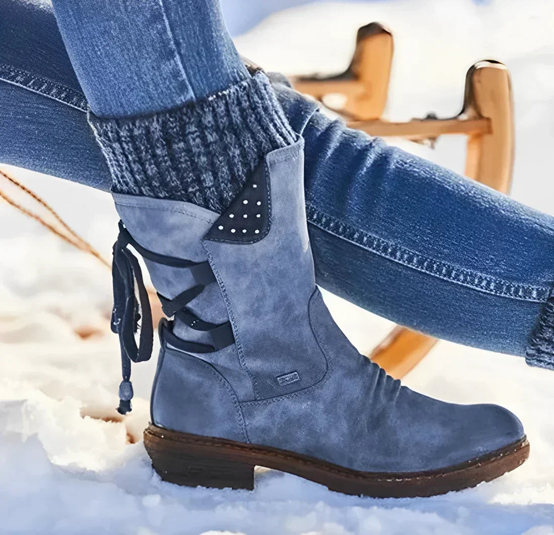 Niamh Lewis | Bottes d’hiver violettes en daim à lacets