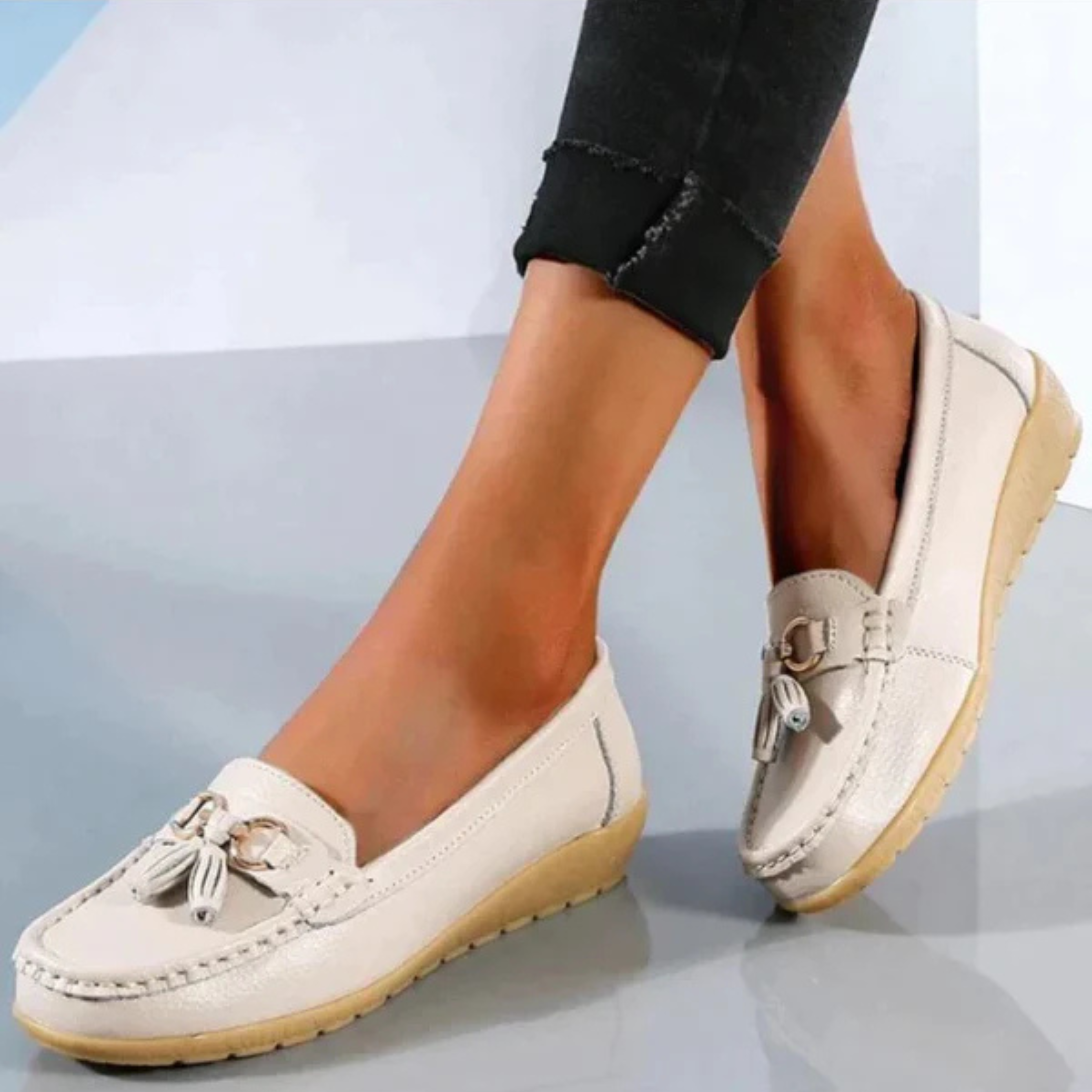 Charlotte Moreau | Mocassins confortables à pompons pour femme