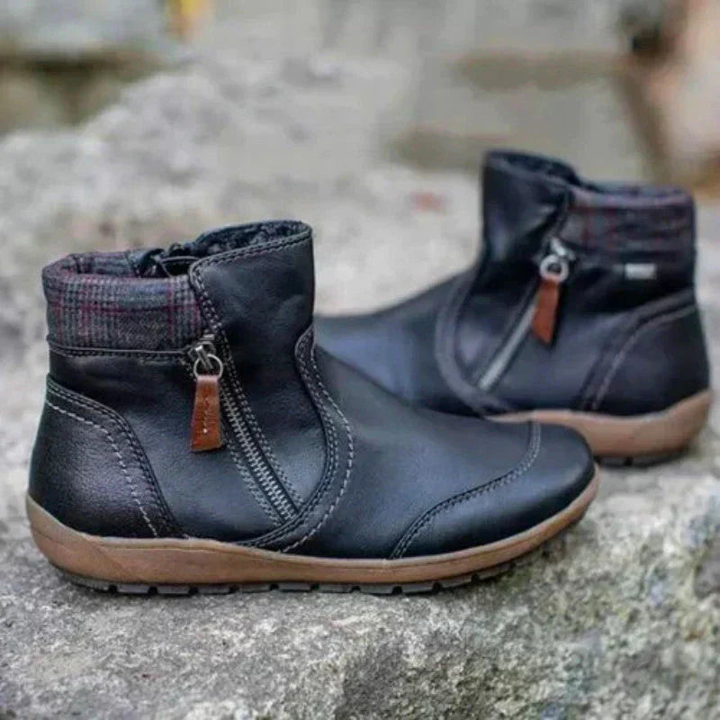 Mirabel Fontecroix | Burgundy Contrast Zip Ankle Boots