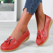 Charlotte Moreau | Mocassins confortables à pompons pour femme