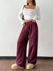 Charlotte Baker | Pantalon large en velours côtelé vert