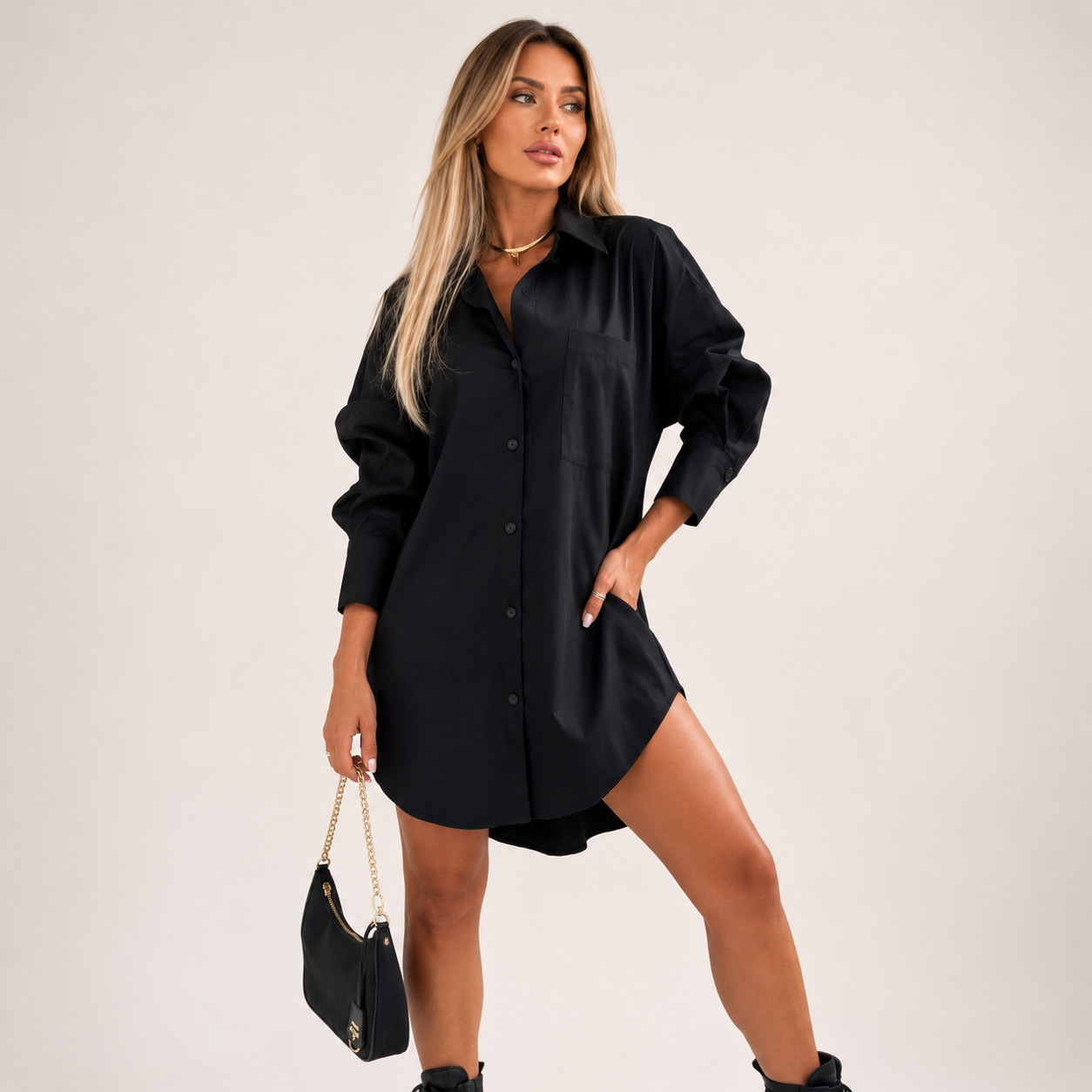 Amelia_Sinclair_Oversized_Shirt_Dress_model.png
