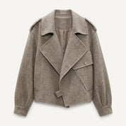 Cecily Marlowe | Veste de motard courte à col large