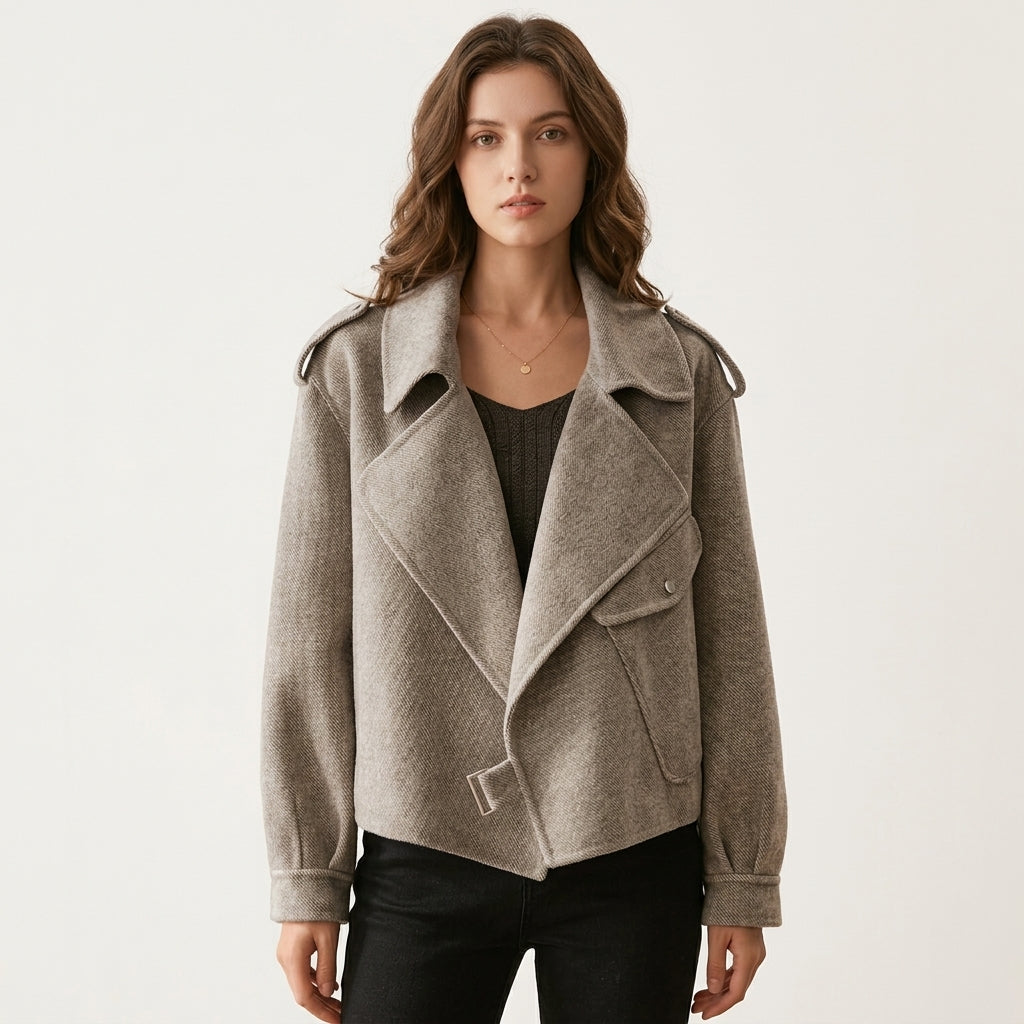 Cecily Marlowe | Veste de motard courte à col large