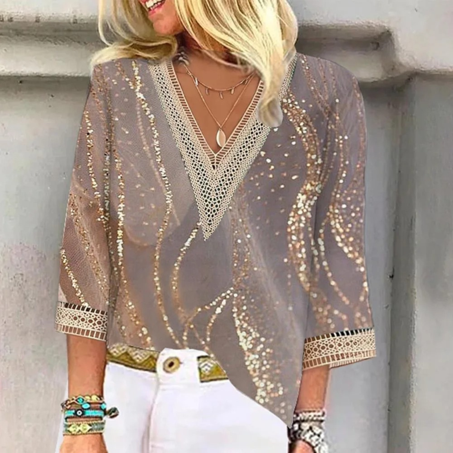 Glitterblousevoordames_c6a25dd1-7173-46b9-9a5e-960d2921dd7b.png