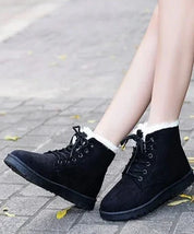 Eleanor Scott | Bottines à lacets doublées de fourrure couleur sable