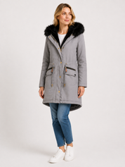 Harriet Clarke | Parka à capuche en fausse fourrure rouge profond