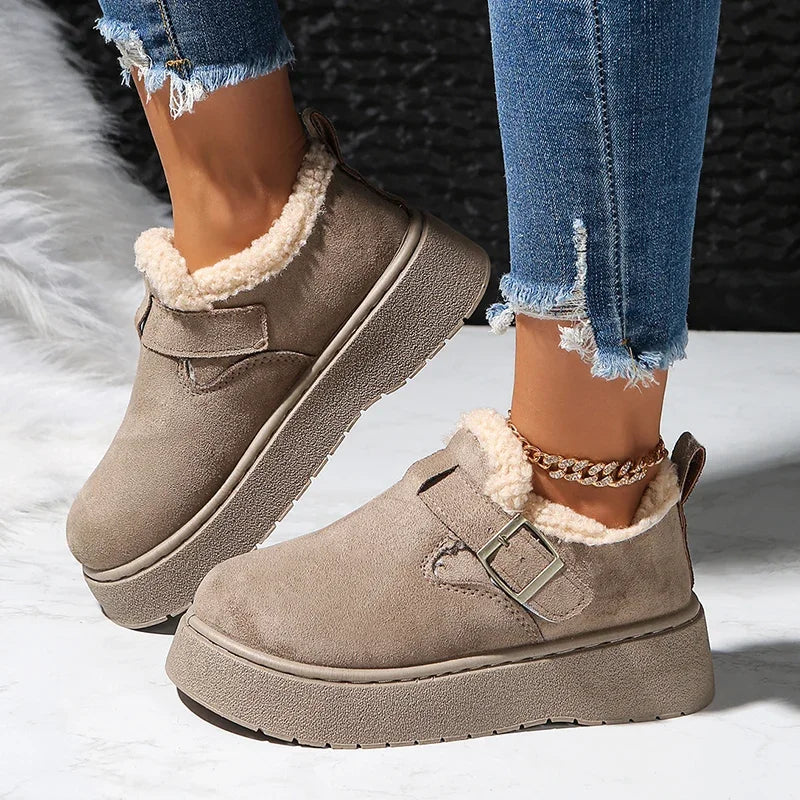 Isobel Marchmont | Sherpa-Lined Tan Platform Snow Boots