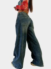 Catalina Vossemont | High-Waist Straight-Leg Light Blue Boyfriend Jeans