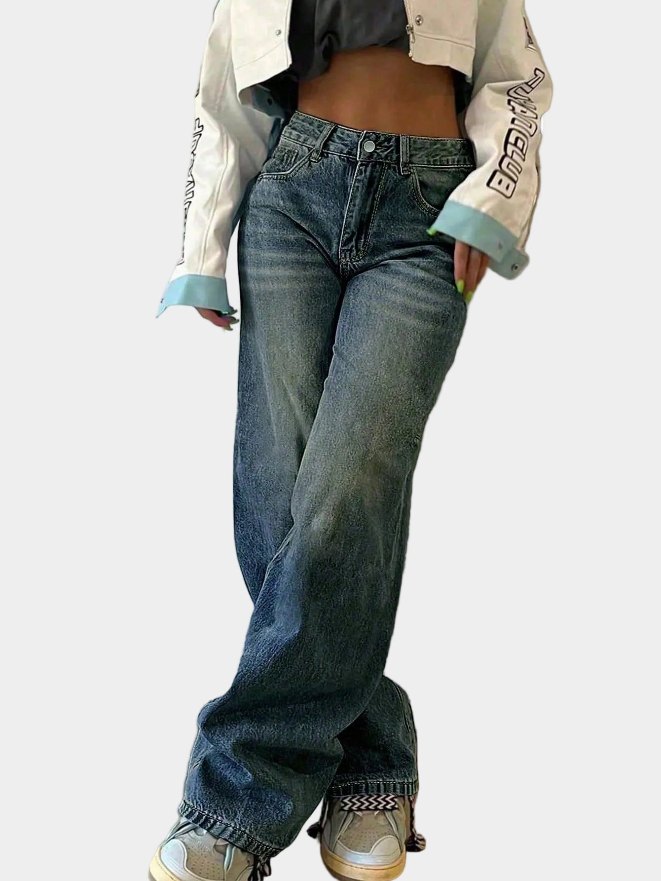 Catalina Vossemont | High-Waist Straight-Leg Light Blue Boyfriend Jeans