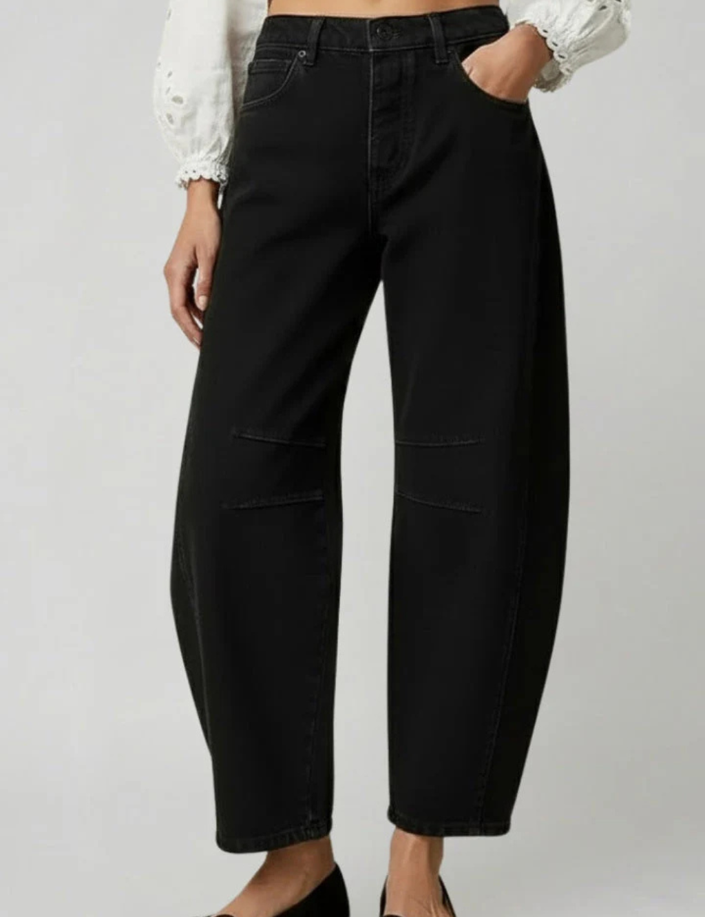 Lucienne_Moreau_Relaxed_Barrel_Jeans_For_Women_215825982030149.png