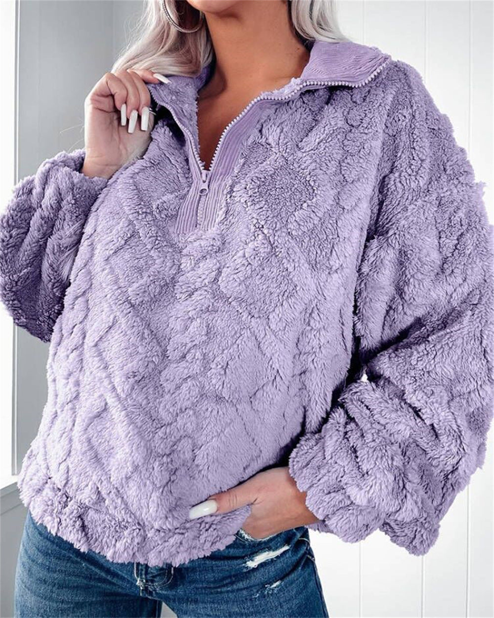 Daphne Pickering | Pull en polaire texturée à col montant et fermeture éclair quart de tour