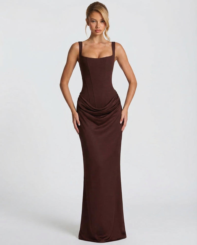 Felicity Wood | Robe longue marron en satin avec corset
