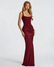 Felicity Wood | Robe longue marron en satin avec corset