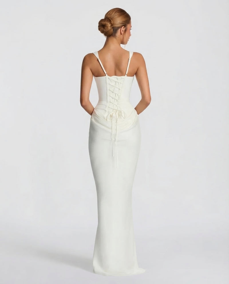 Felicity Wood | Robe longue marron en satin avec corset