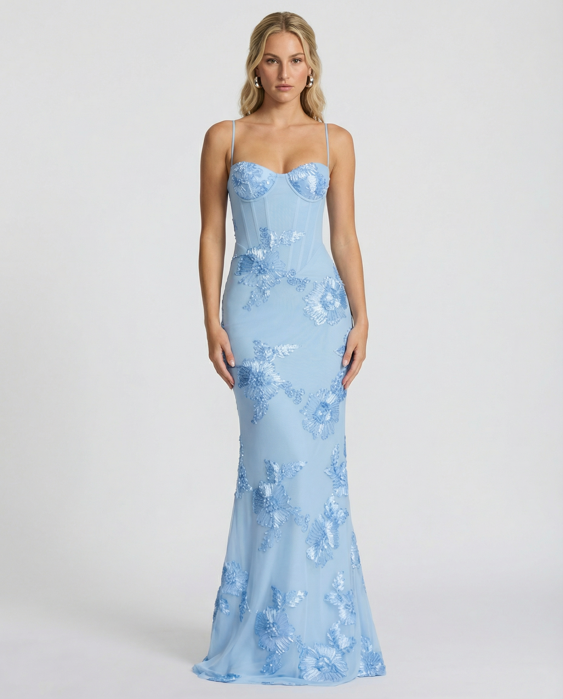 Robe longue sirène dorée brodée de fleurs, Matilda Jones