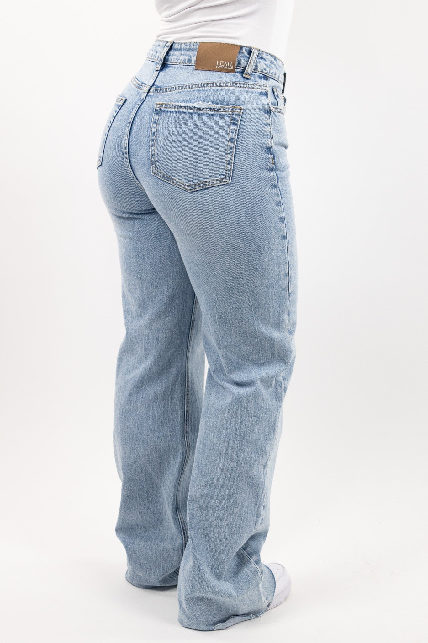 Priya Castellano | Women's Wide-Leg High-Rise Light Wash Jeans