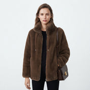 Rosie Kendall | Veste oversize zippée en fausse fourrure