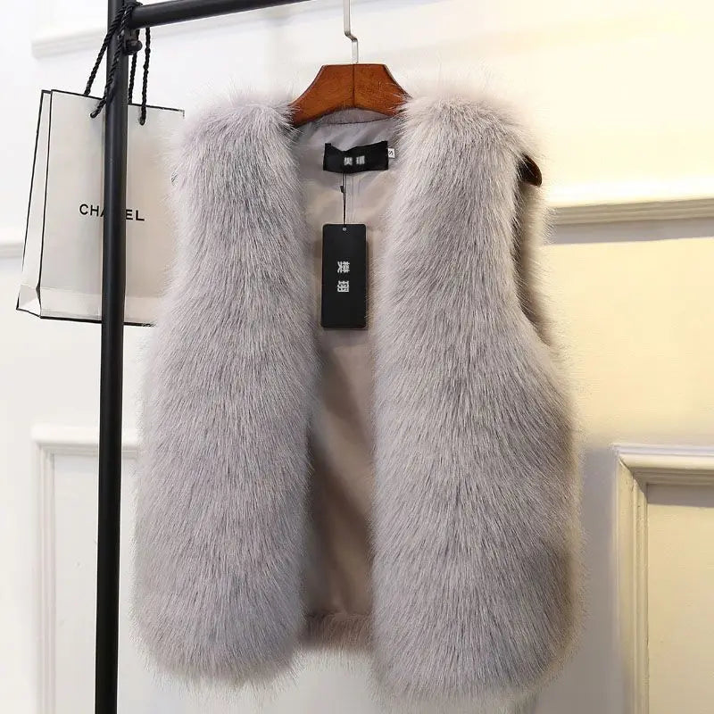 Sophie_Laurent_Luxury_Faux_Fur_Vest_For_Women_215892306002245.jpg