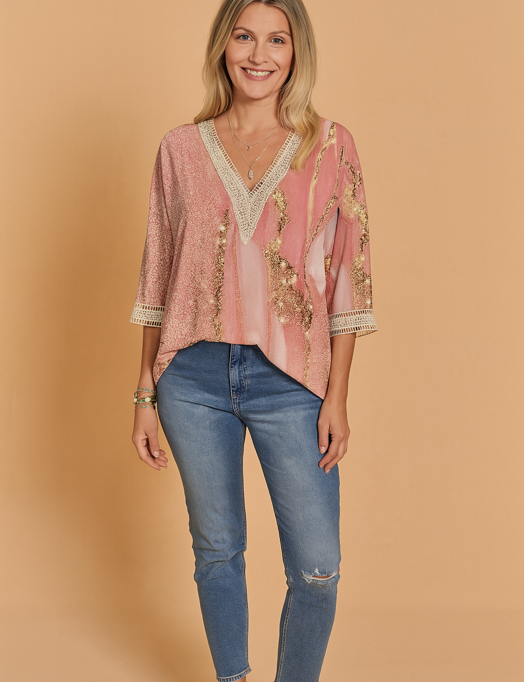 Sorella___Romantic_blouse_with_a_subtle_pattern_and_lace_trim_0.png