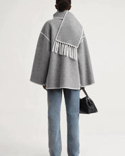 Bethan Marlowe | Veste oversize en mélange de laine avec bordure à franges