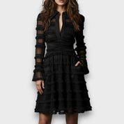 Charlotte Griffin | Robe midi texturée à manches longues et col en V