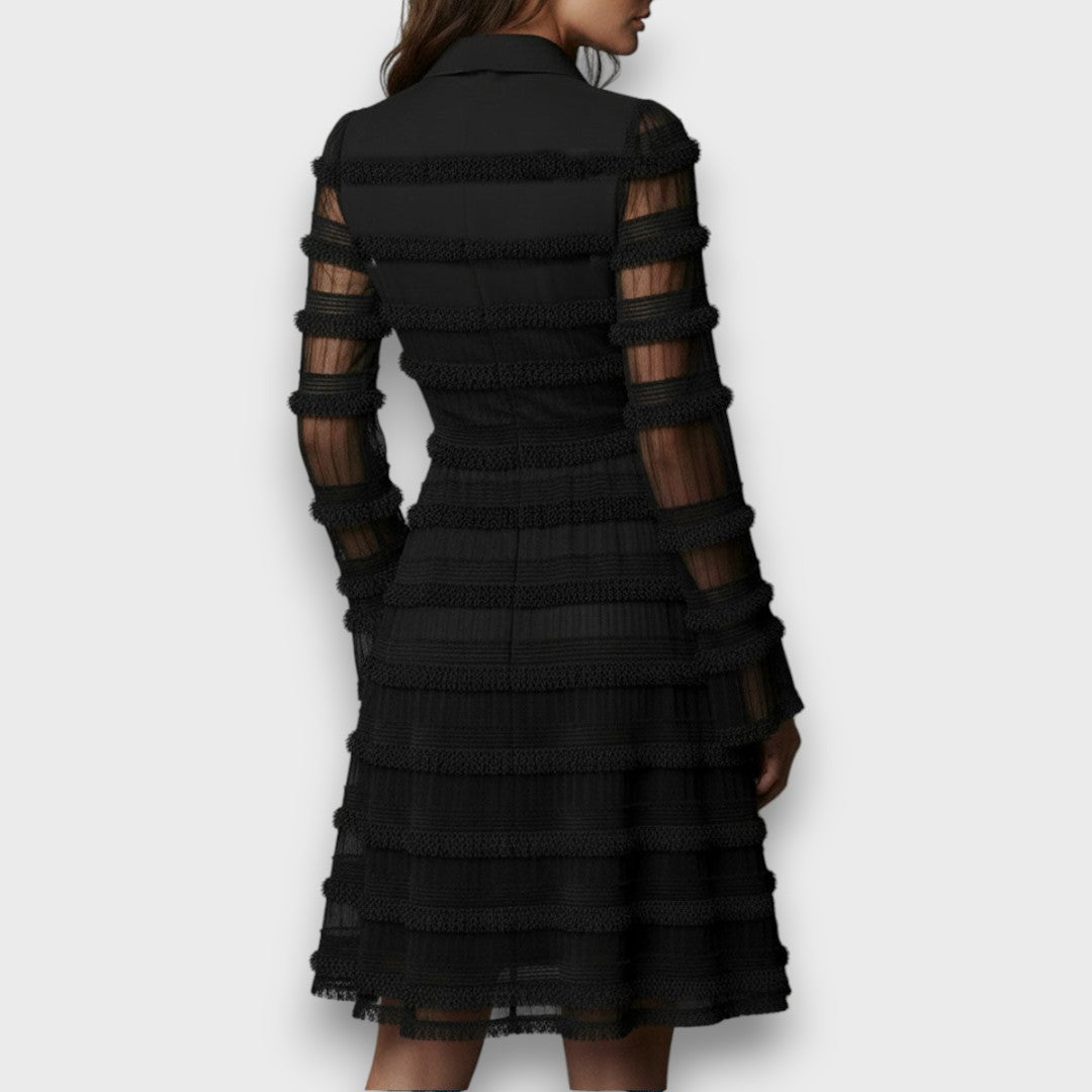 Charlotte Griffin | Robe midi texturée à manches longues et col en V