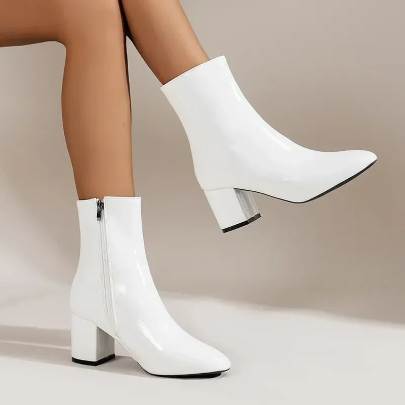 Yvette_Collins_Block_Heel_Ankle_Boots_115285210022274.jpg