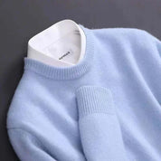 Oliver Bennett | Pull en maille douce et luxueuse à col rond pour homme