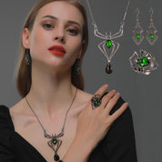 Tisseuse de toile | Collier d’Halloween araignée pour femme