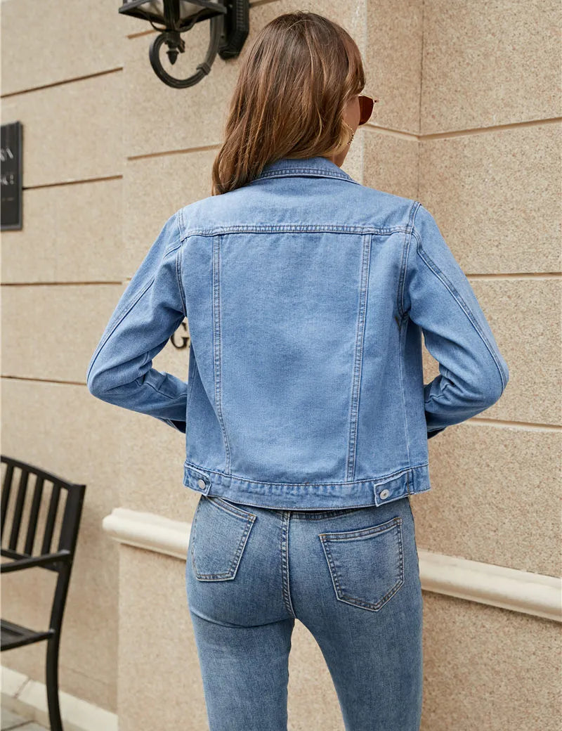 dames-denim-fashion-jasje-_hemelsblauw-terug.webp