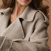 Cecily Marlowe | Veste de motard courte à col large
