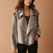 Cecily Marlowe | Veste de motard courte à col large