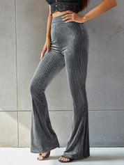 Phoebe Baker | Pantalon évasé côtelé en velours à taille haute