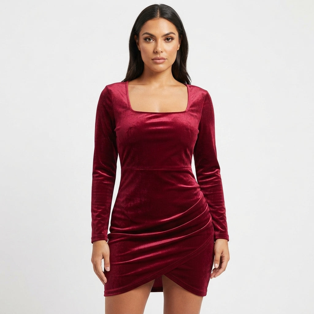 Edith Hill | Robe de fête de Noël en velours à encolure carrée