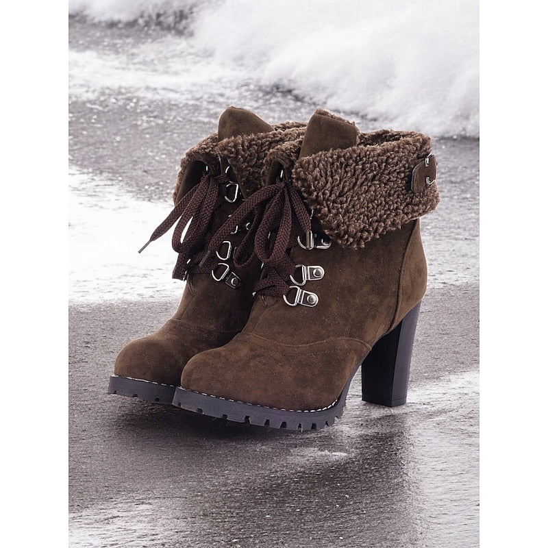 Alice Wood | Bottes d’hiver à lacets bordées de fourrure