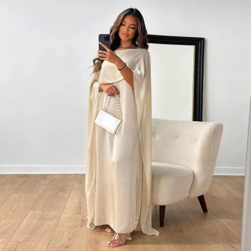 Eleanor Fairfax | Robe longue cape drapée