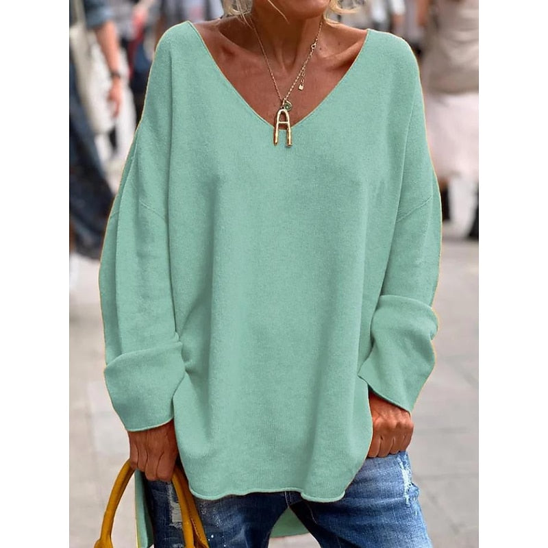 Prudence Whitmore | Relaxed V-Neck Knit Pullover